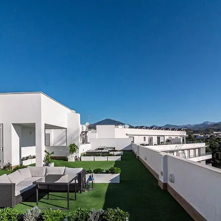 Jg5.4a- Modern With Views * Marbella