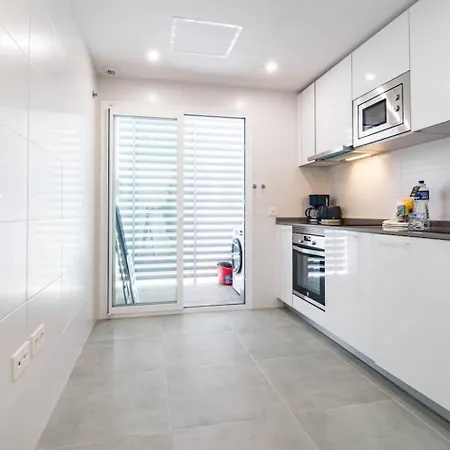 Jg54a- Modern With Views Apartment Marbella