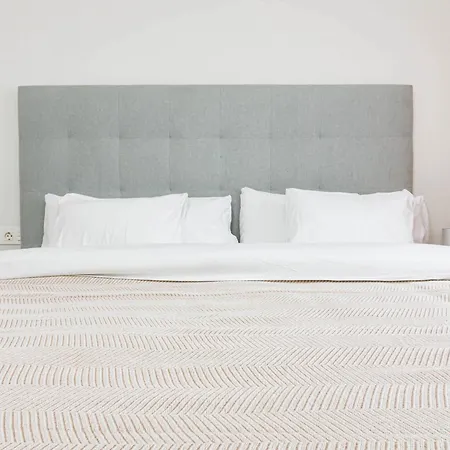 Jg5.4a- Modern With Views