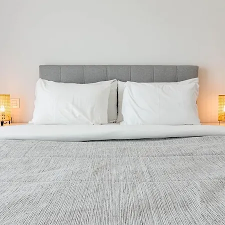 Jg5.4a- Modern With Views * Marbella